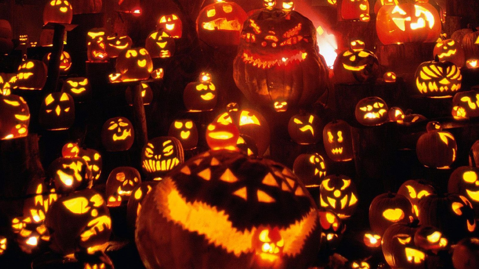 Halloween Lights Aesthetic Wallpapers