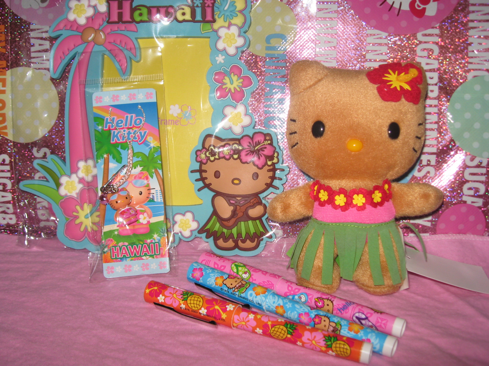 Hawaii Hello Kitty Wallpapers