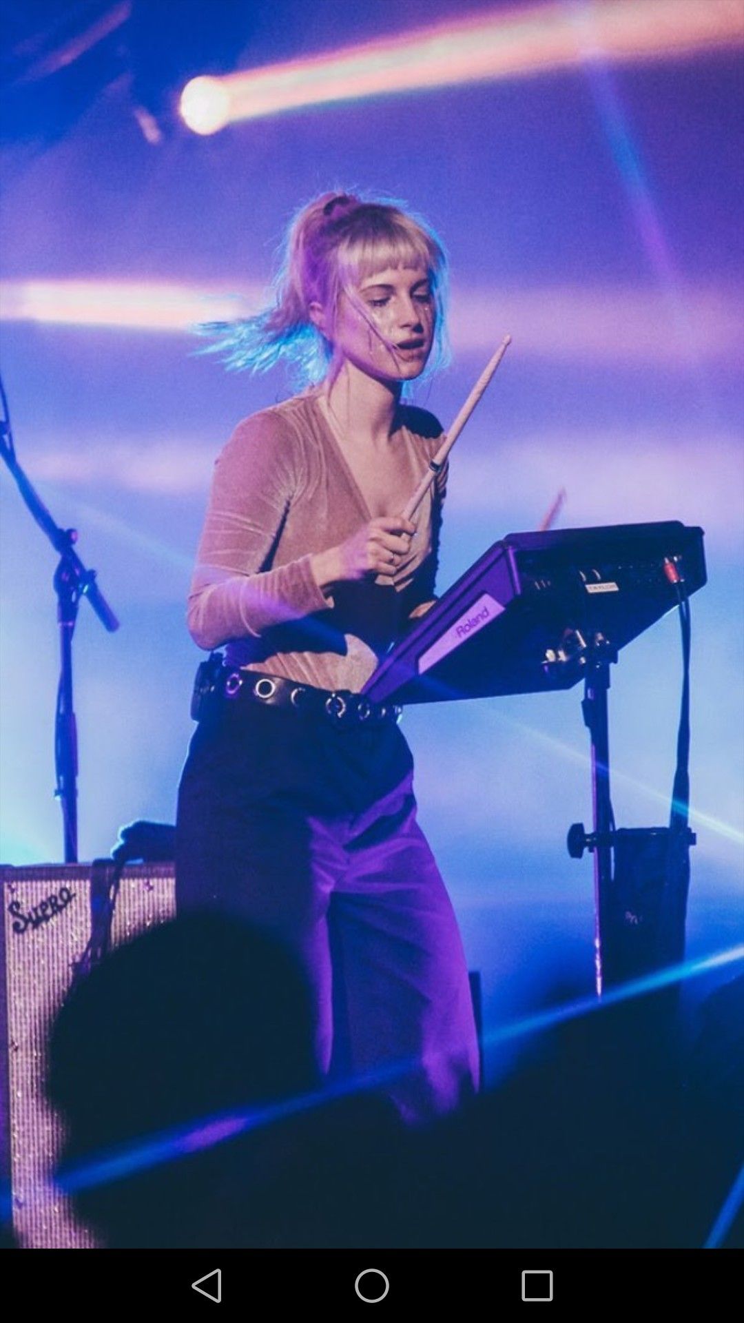 Hayley Williams Phone Wallpapers