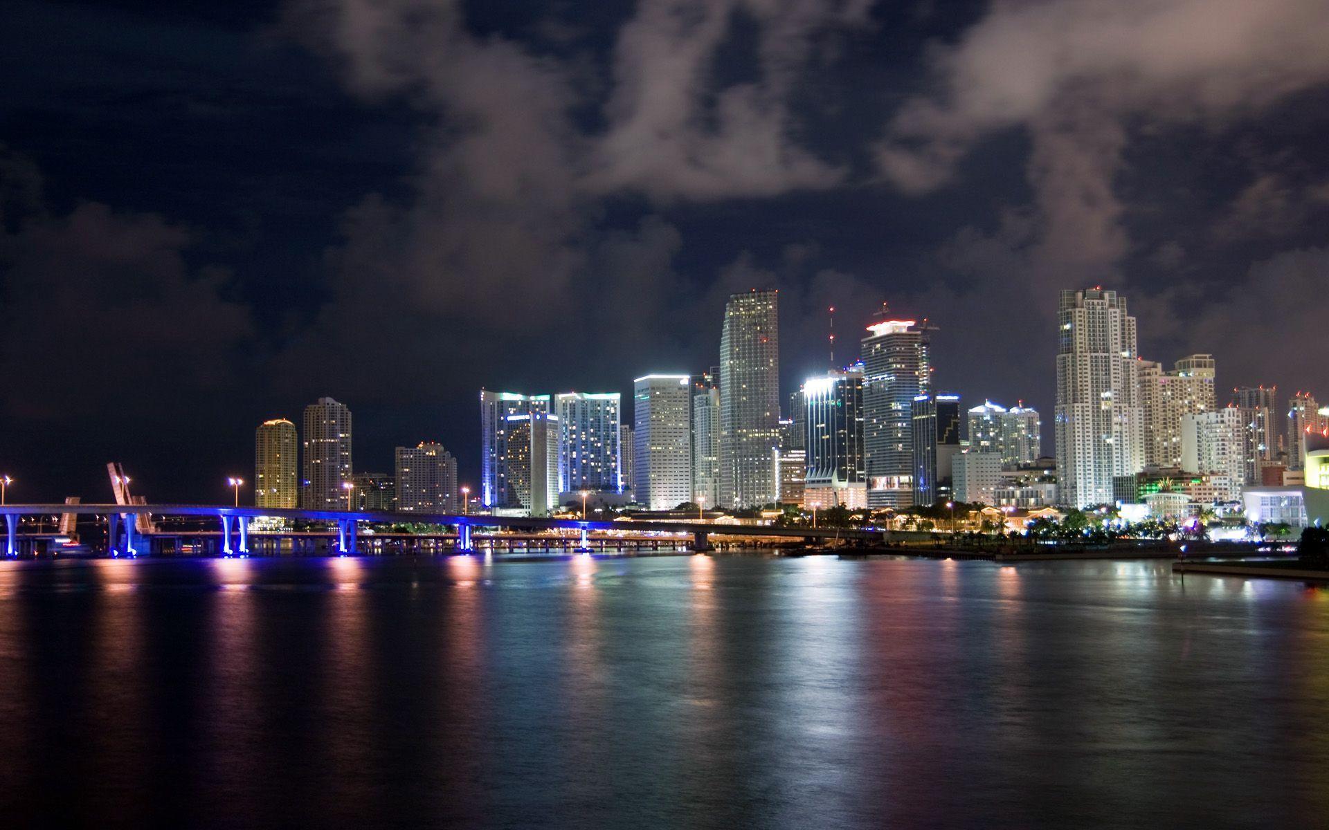 High Resolution Miami Skyline Wallpapers