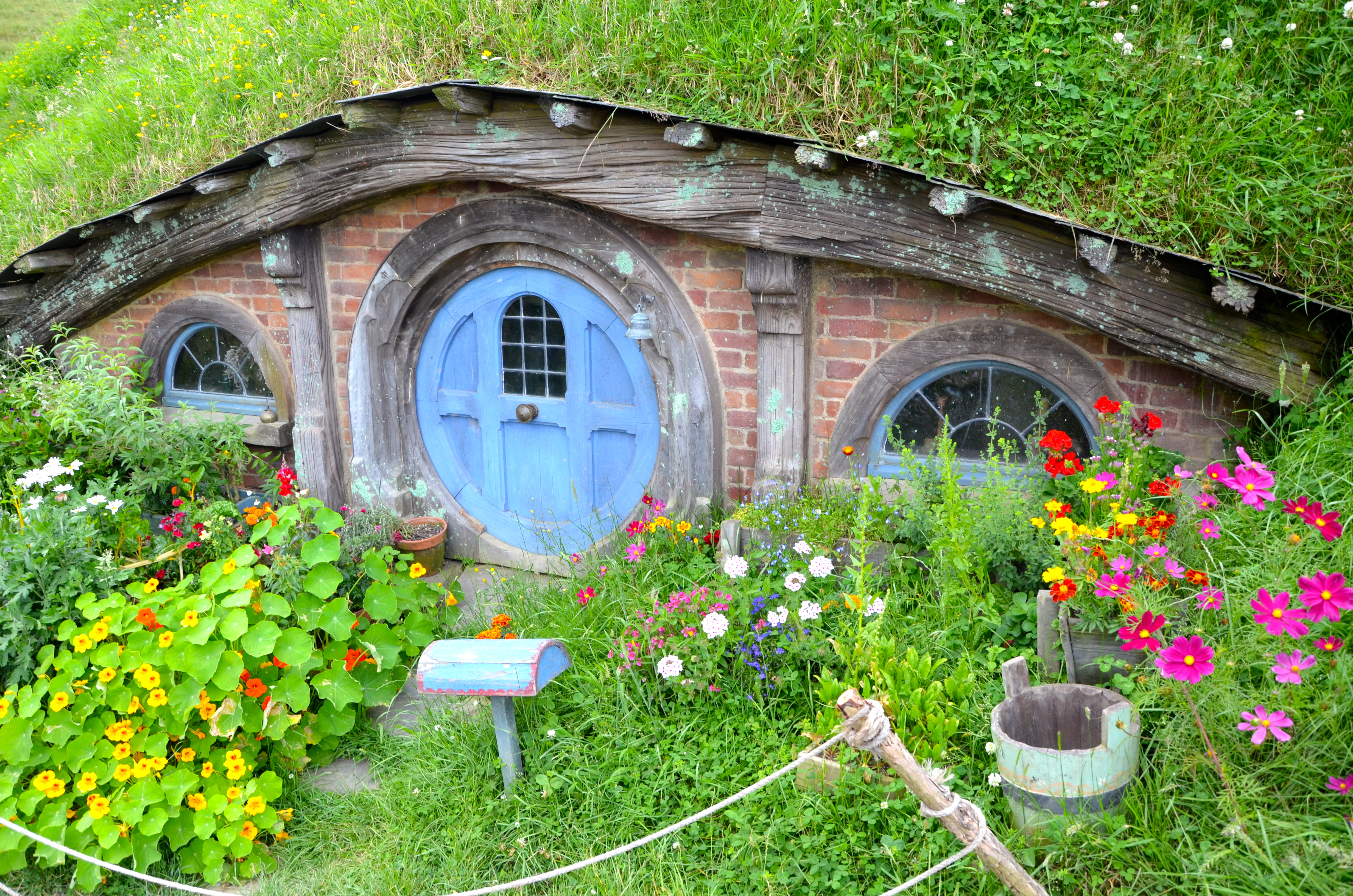 Hobbit Hole Wallpapers