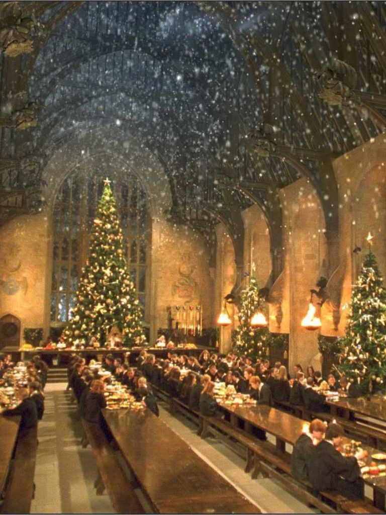 Hogwarts Christmas Wallpapers