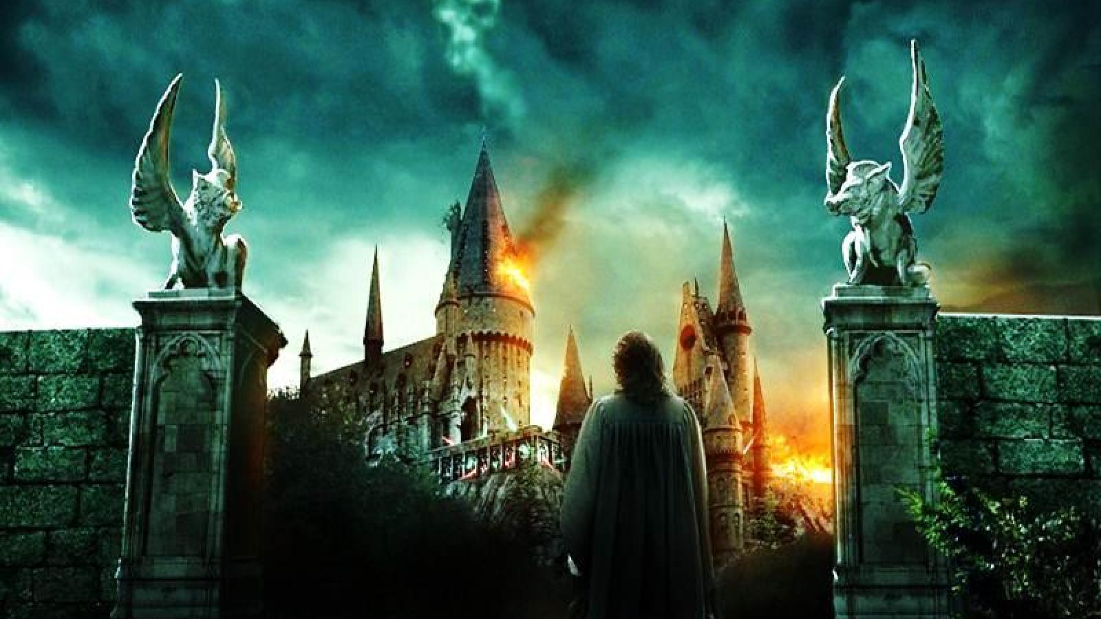 Hogwarts On Fire Wallpapers