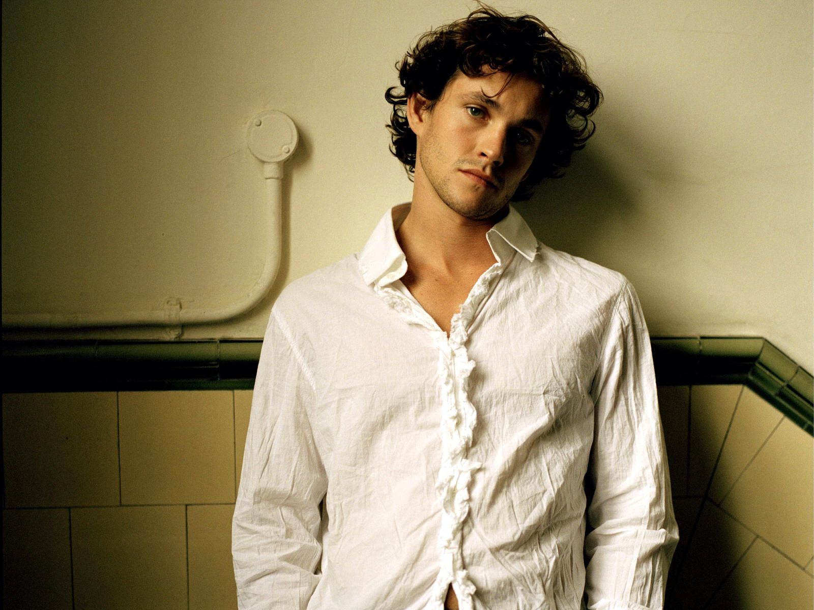 Hugh Dancy Photoshoot Wallpapers