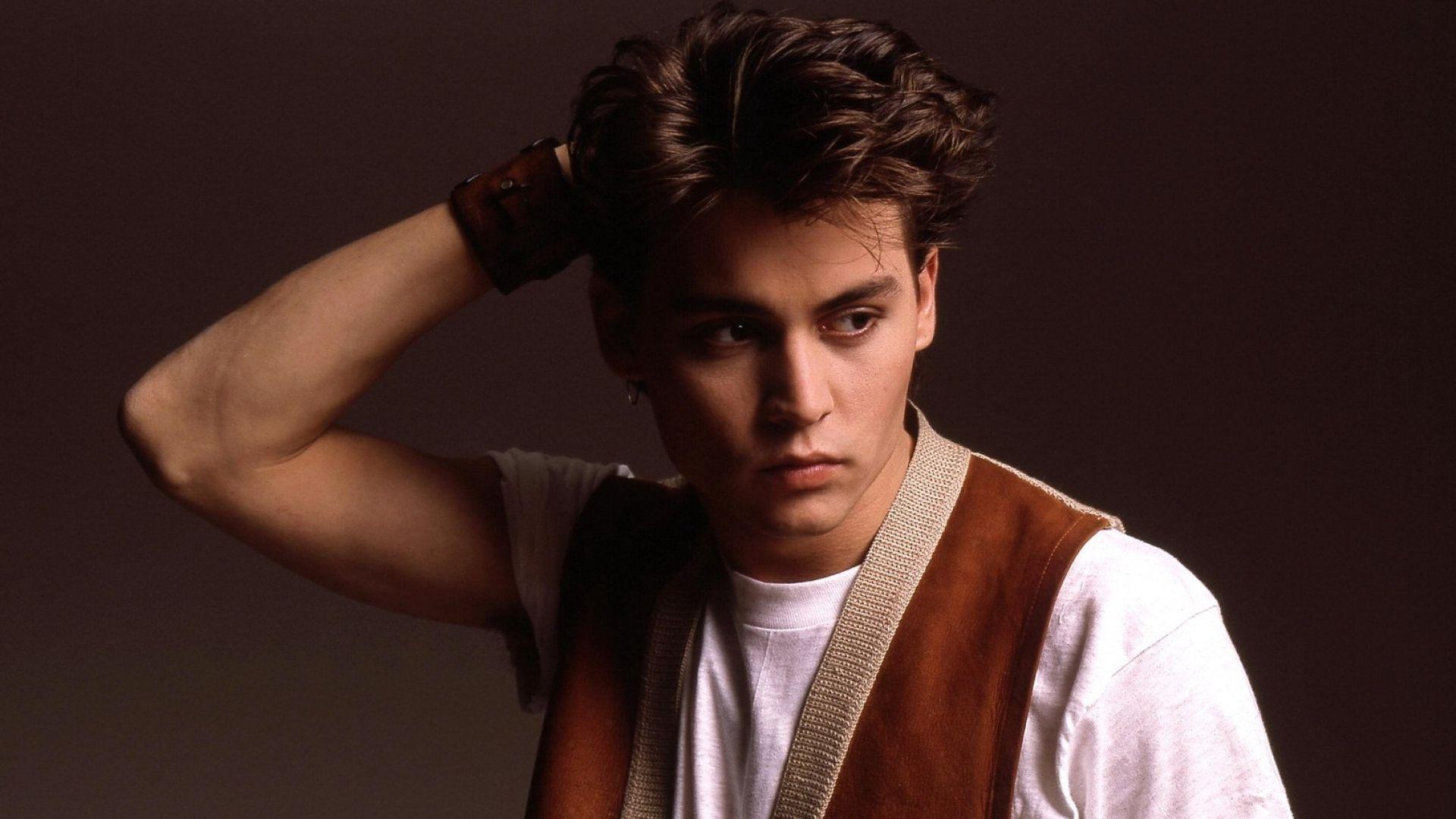 Johnny Depp Young Pictures Wallpapers