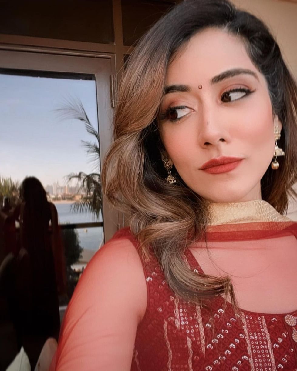 Jonita Gandhi Hot Wallpapers