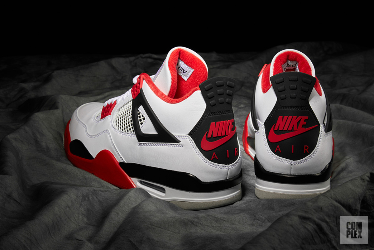 Jordan 4 Fire Red Wallpapers