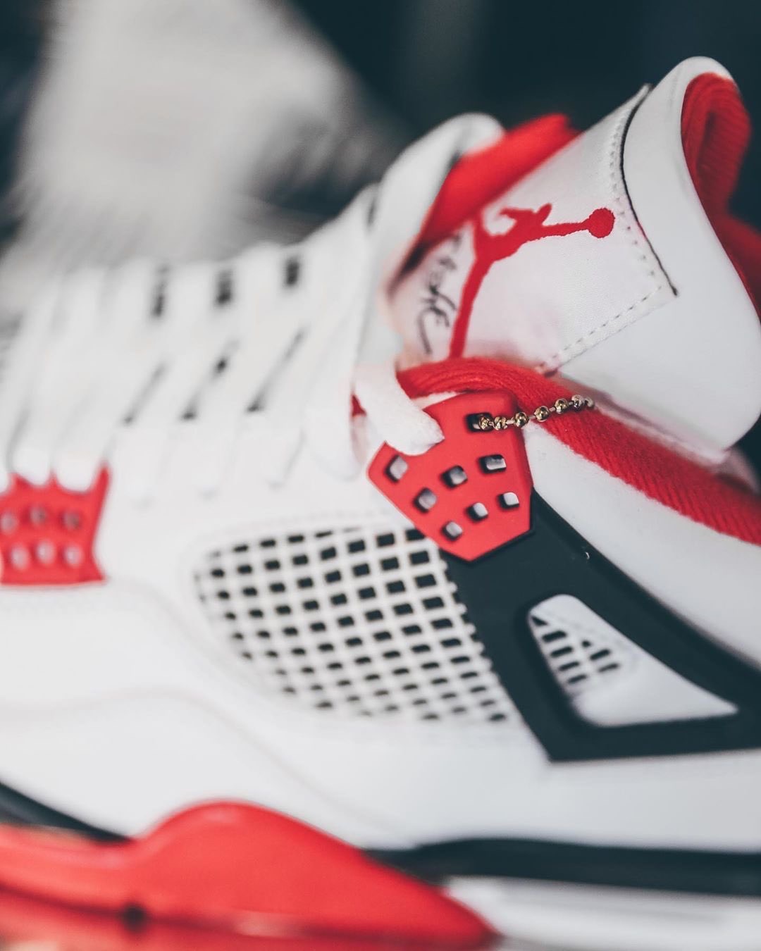 Jordan 4 Fire Red Wallpapers