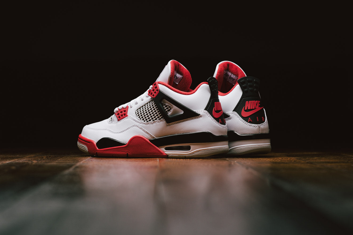 Jordan 4 Fire Red Wallpapers