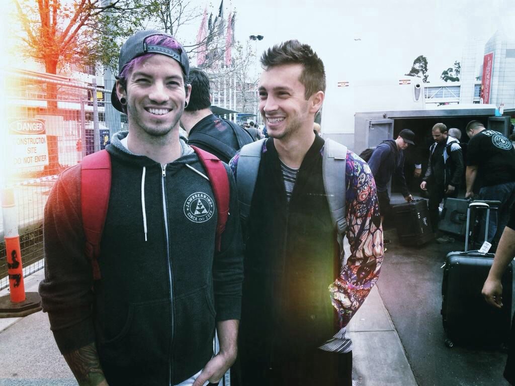 Josh Dun And Tyler Joseph Wallpapers