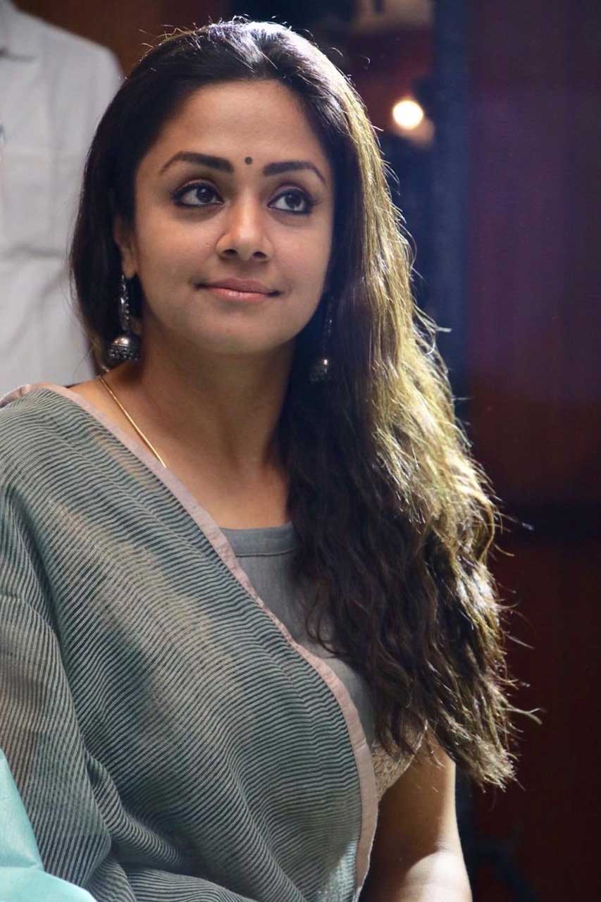 Jyothika Photos Wallpapers