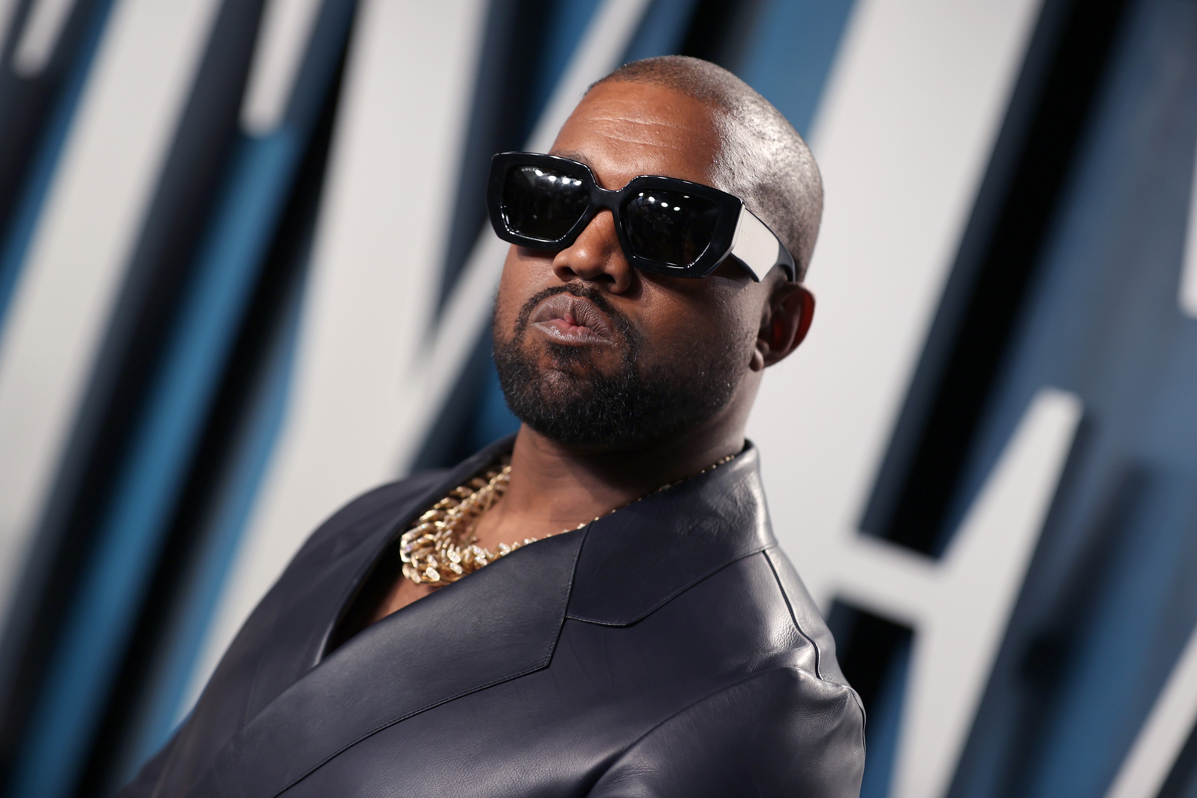 Kanye West Iconic Pictures Wallpapers