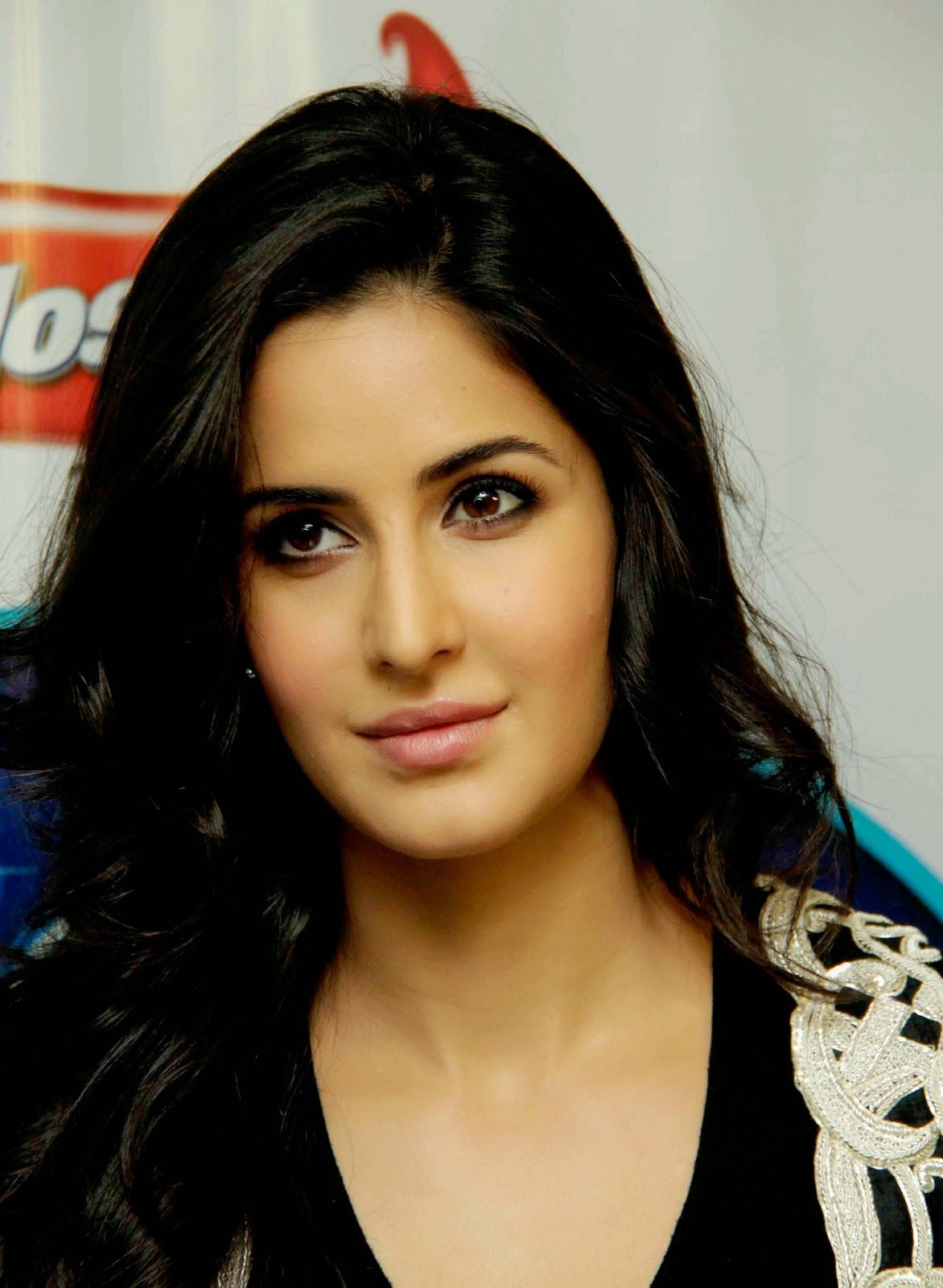 Katrina Kaif Hd Wallpapers