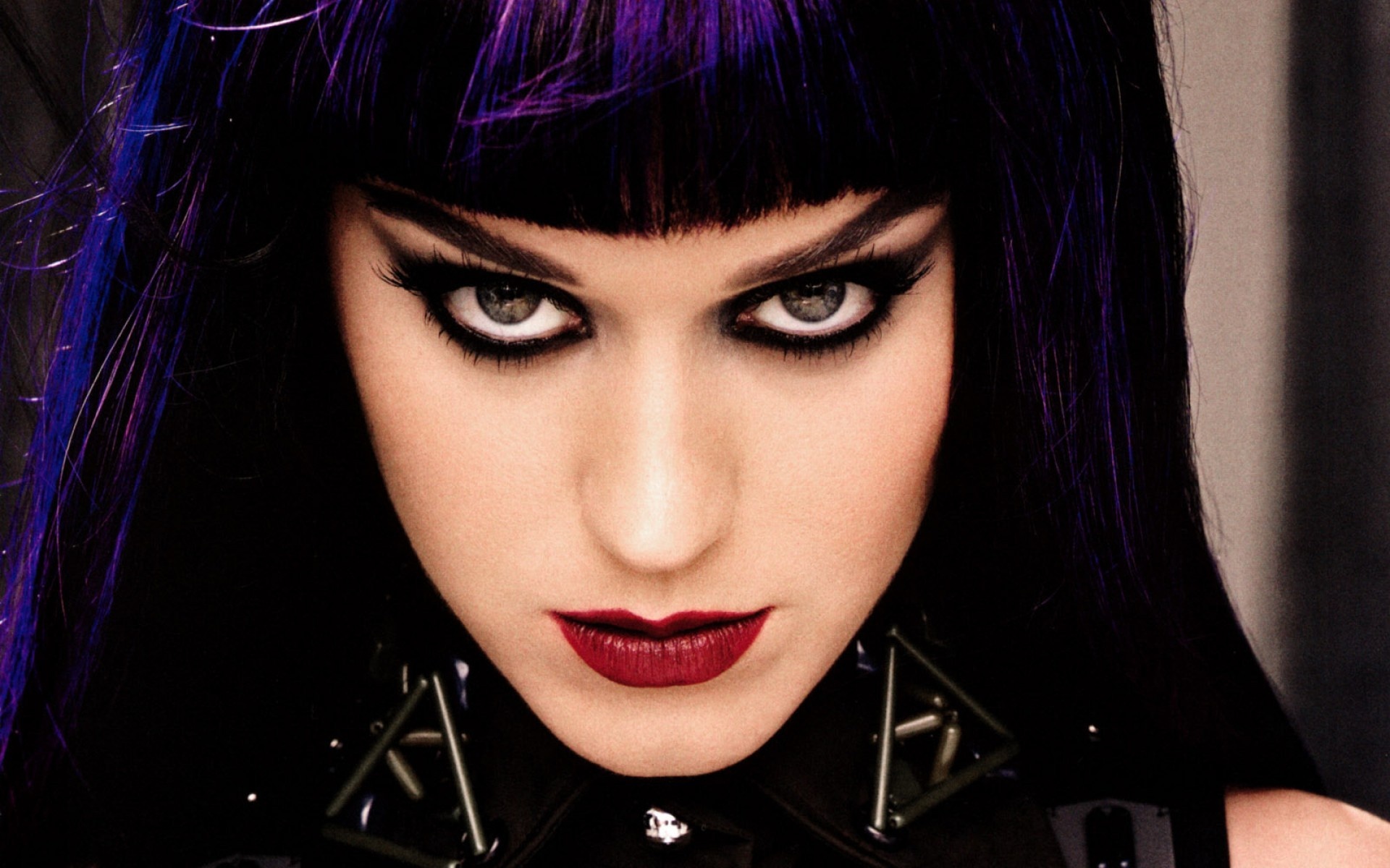 Katy Perry Dark Horse Downloads Wallpapers