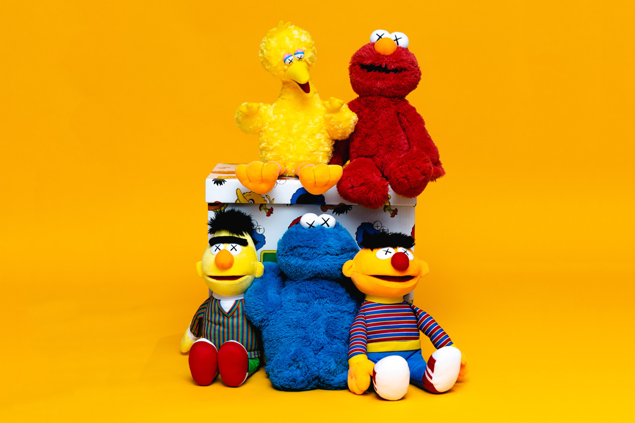 Kaws Sesame Street Wallpapers