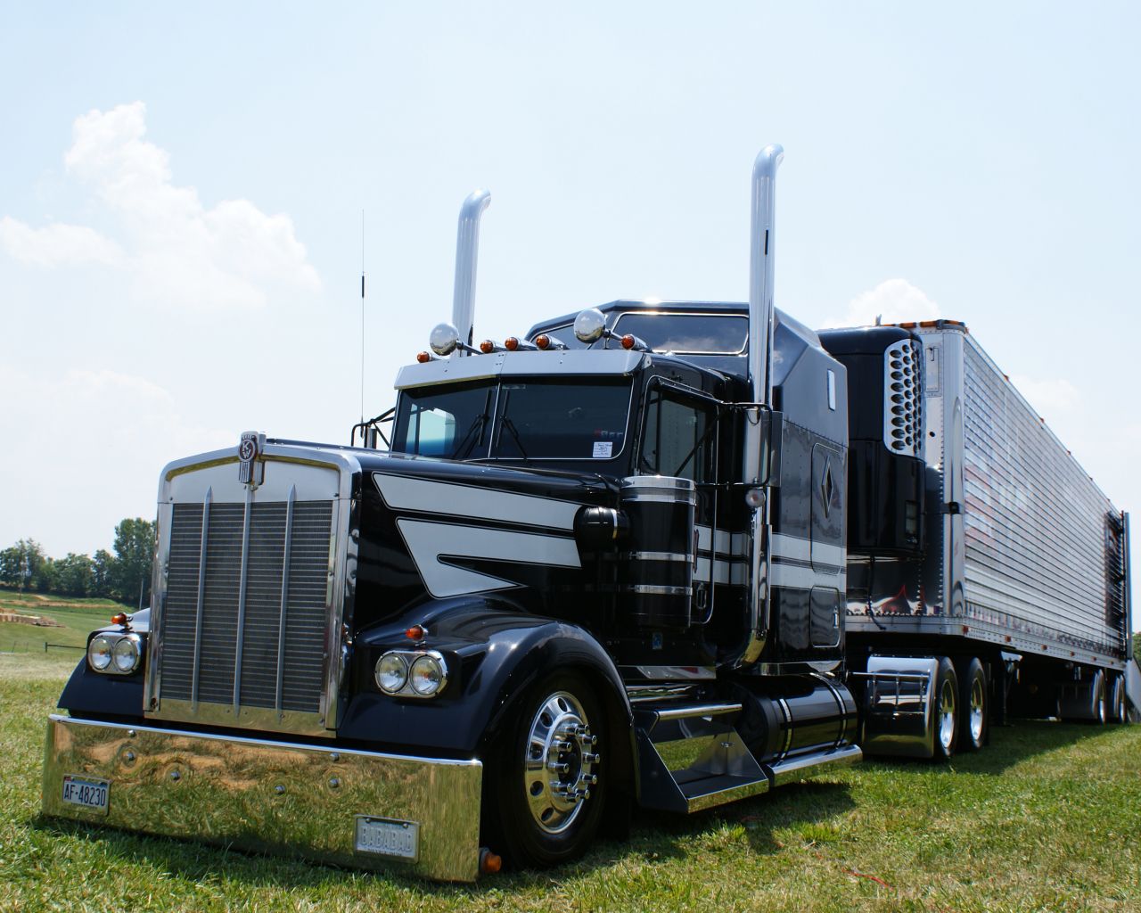 Kenworth W900 Wallpapers