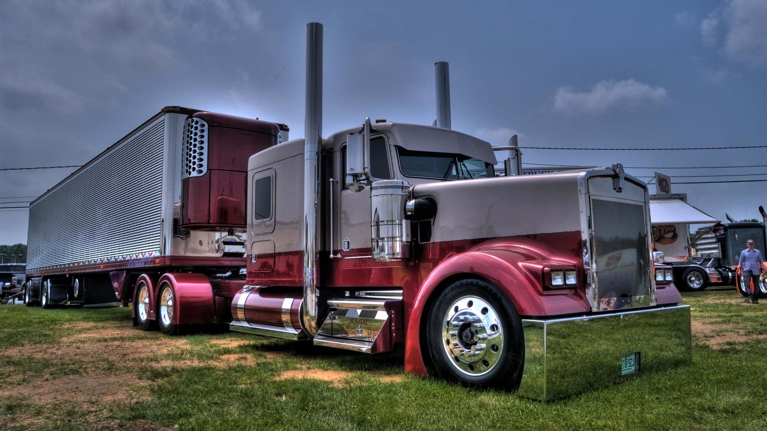 Kenworth W900 Wallpapers