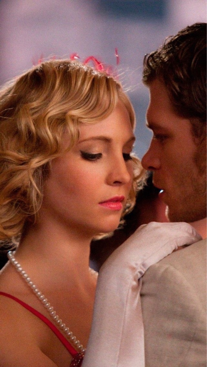 Klaroline Wallpapers