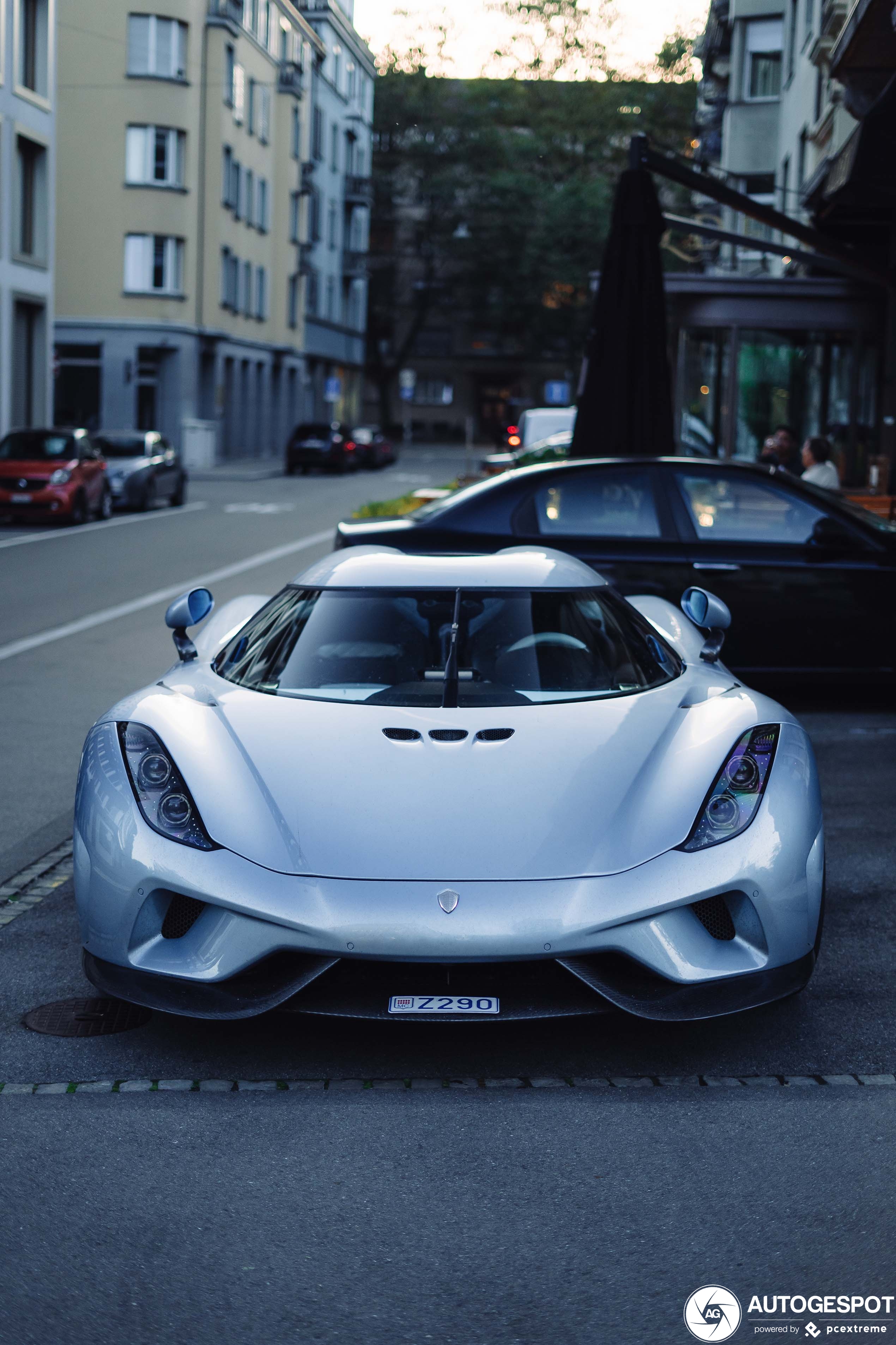 Koenigsegg Regera Iphone Wallpapers