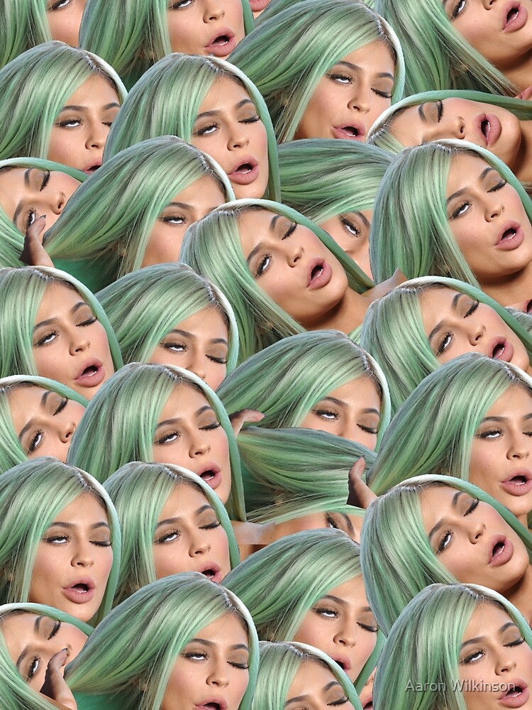 Kylie Jenner Emoji Wallpapers