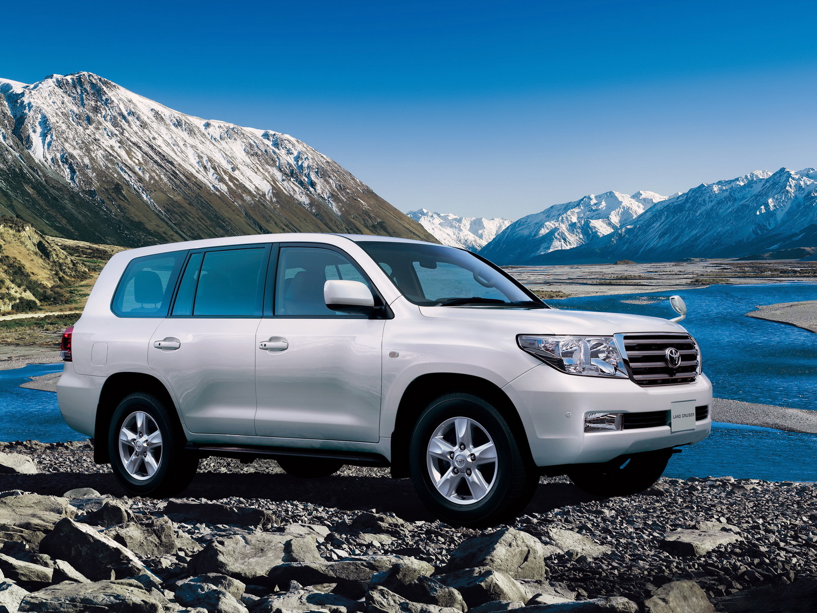 Land Cruiser Wallpapers