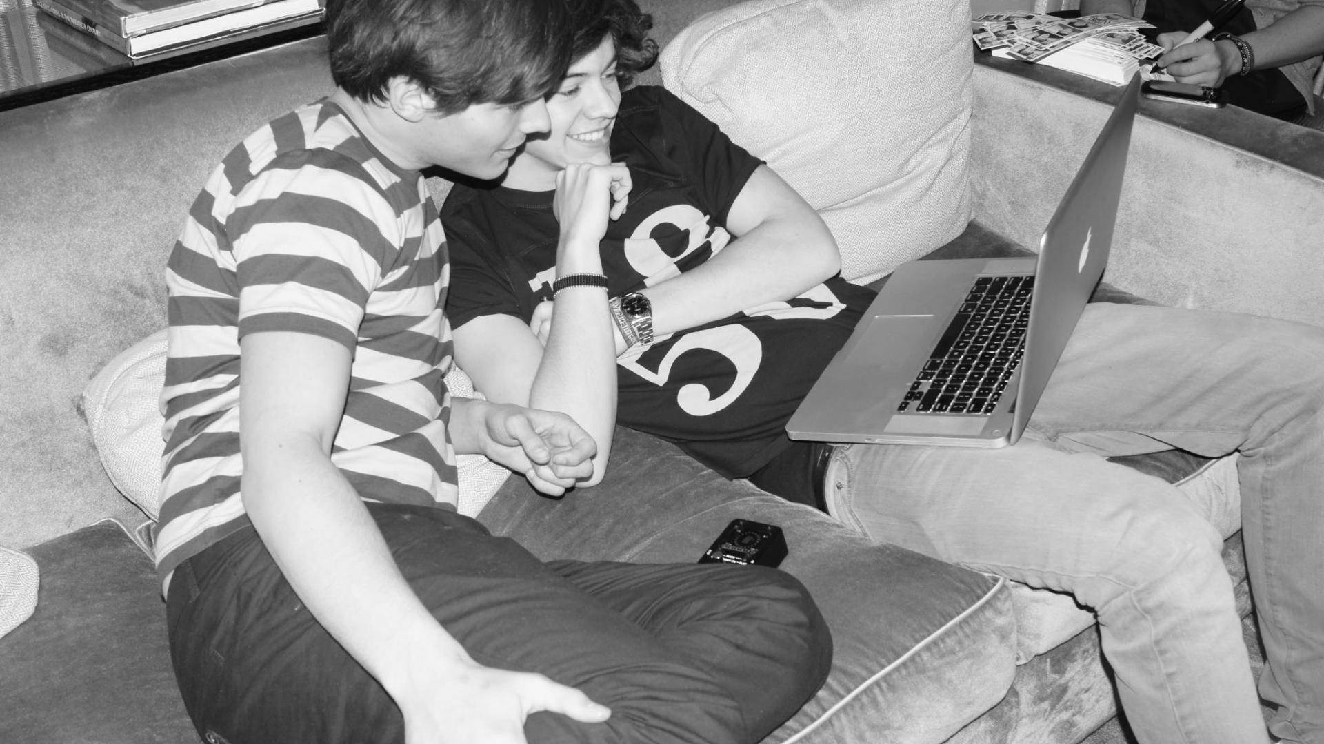 Larry Stylinson Wallpapers