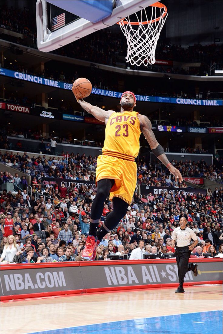 Lebron Dunking Wallpapers