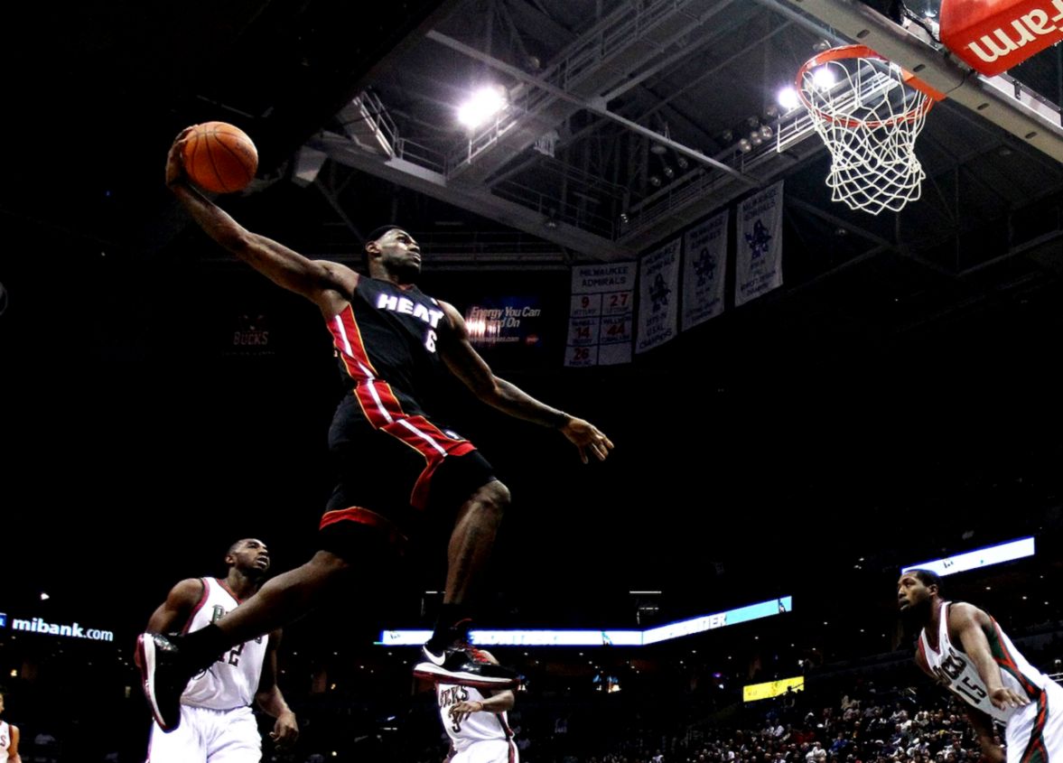 Lebron James Dunking Wallpapers