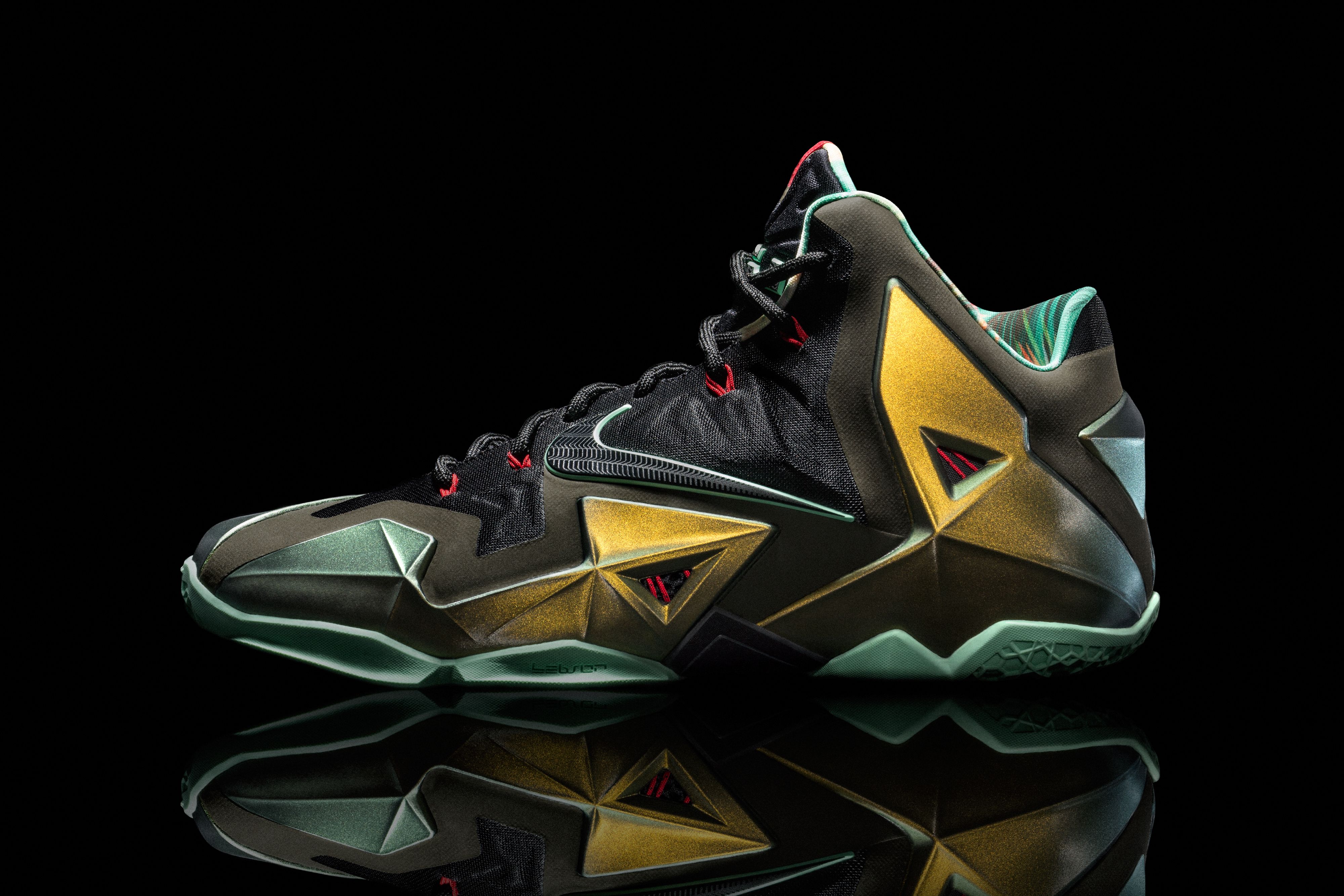 Lebron Shoes Wallpapers