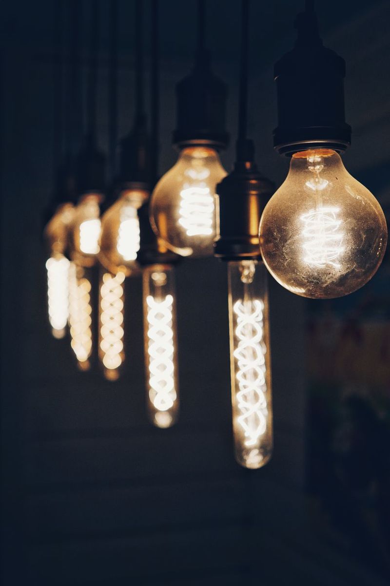 Light Bulbs Aesthetic Wallpapers