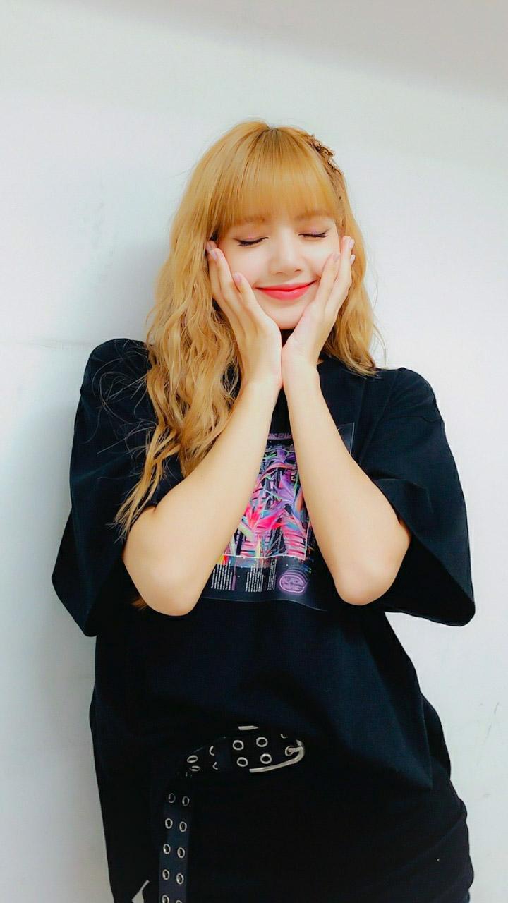 Lisa Blackpink Iphone Wallpapers