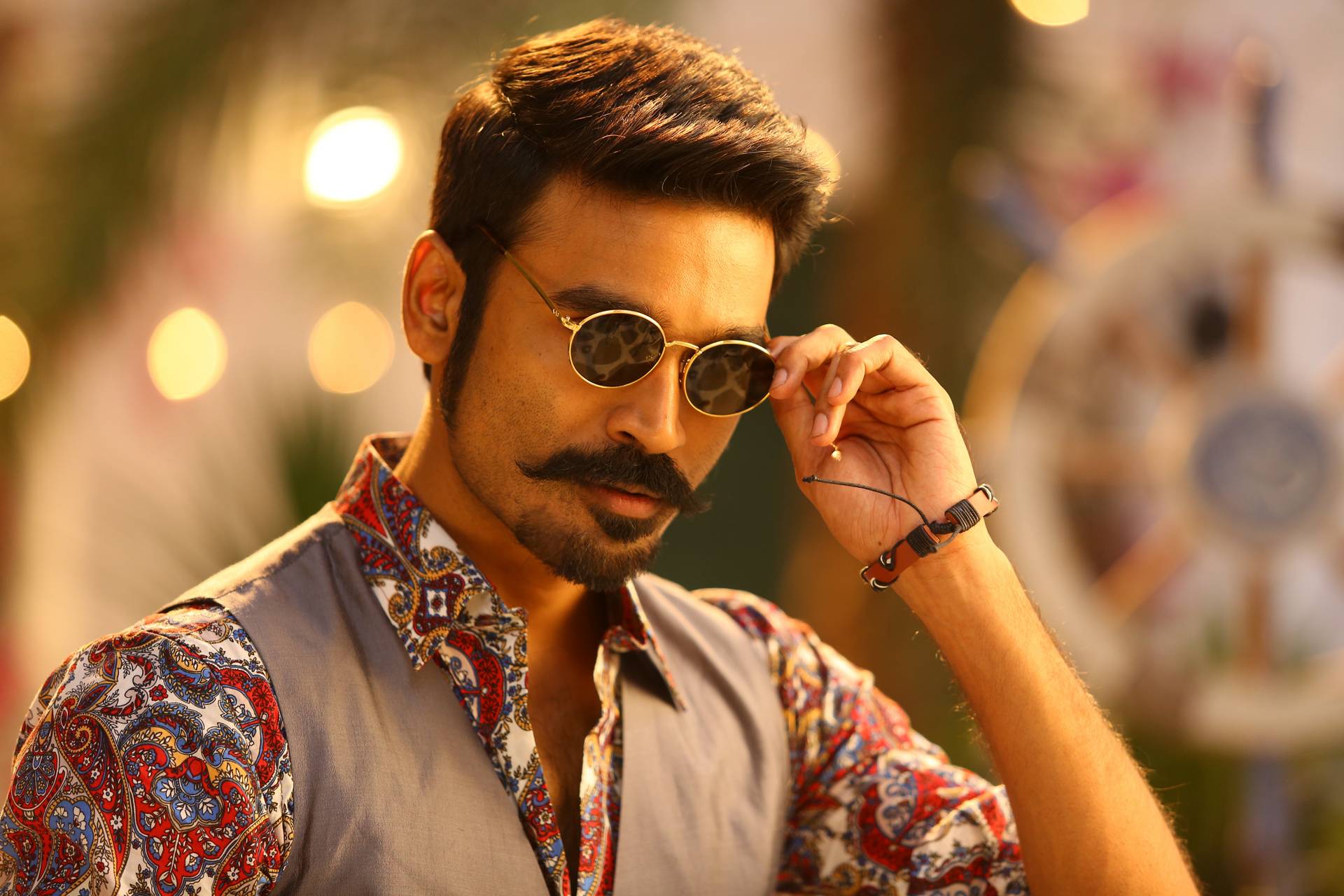 Maari Hd Wallpapers