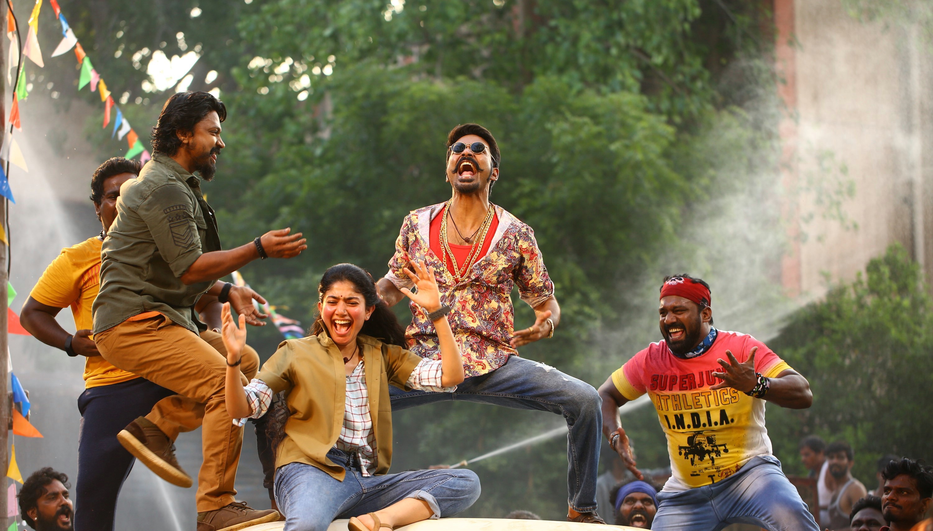 Maari Hd Wallpapers