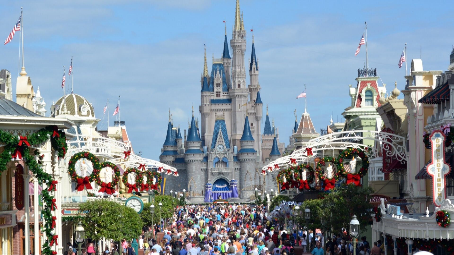 Magic Kingdom Christmas Wallpapers