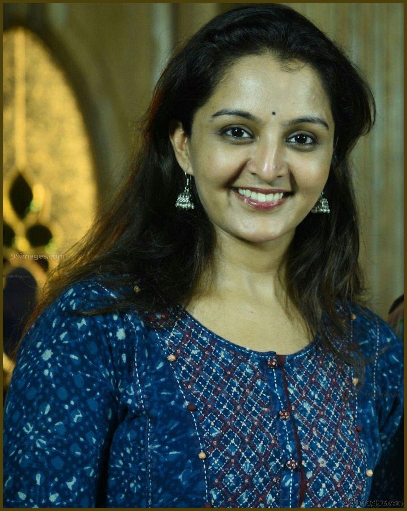 Manju Warrier Latest Photos Wallpapers