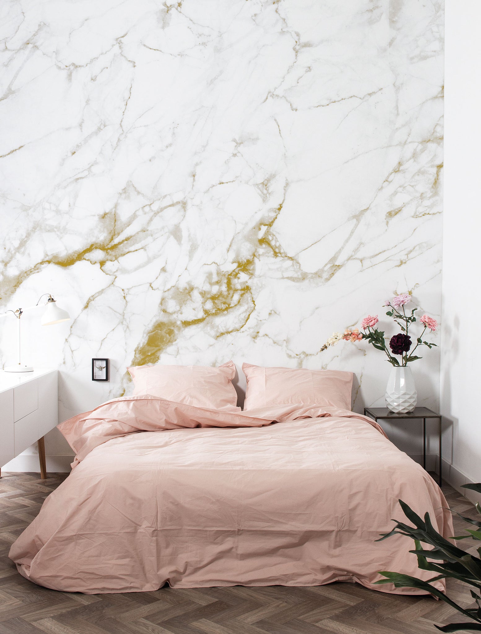 Marble White And Gold Wallpapers