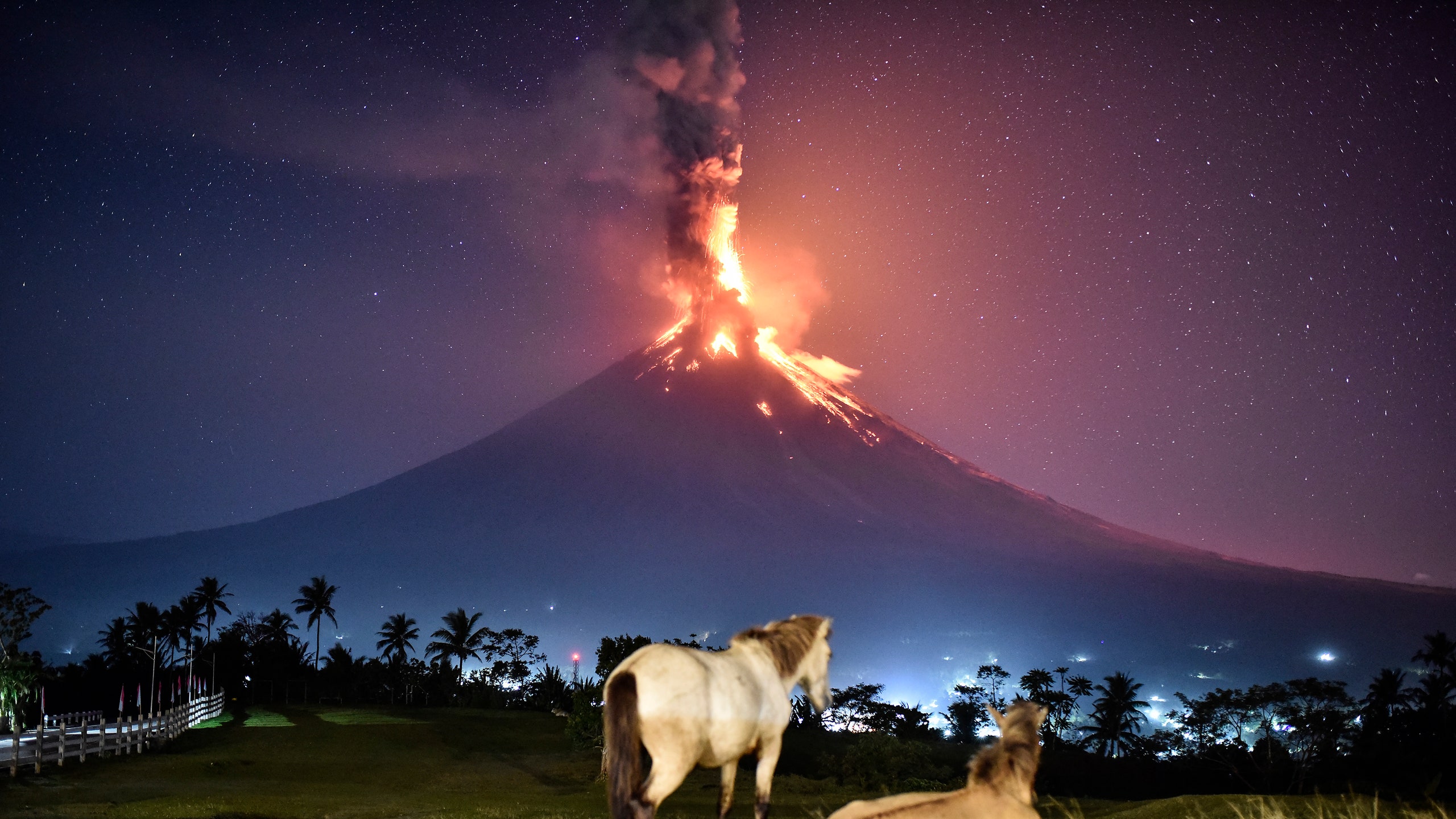 Mayon Volcano Picture Wallpapers