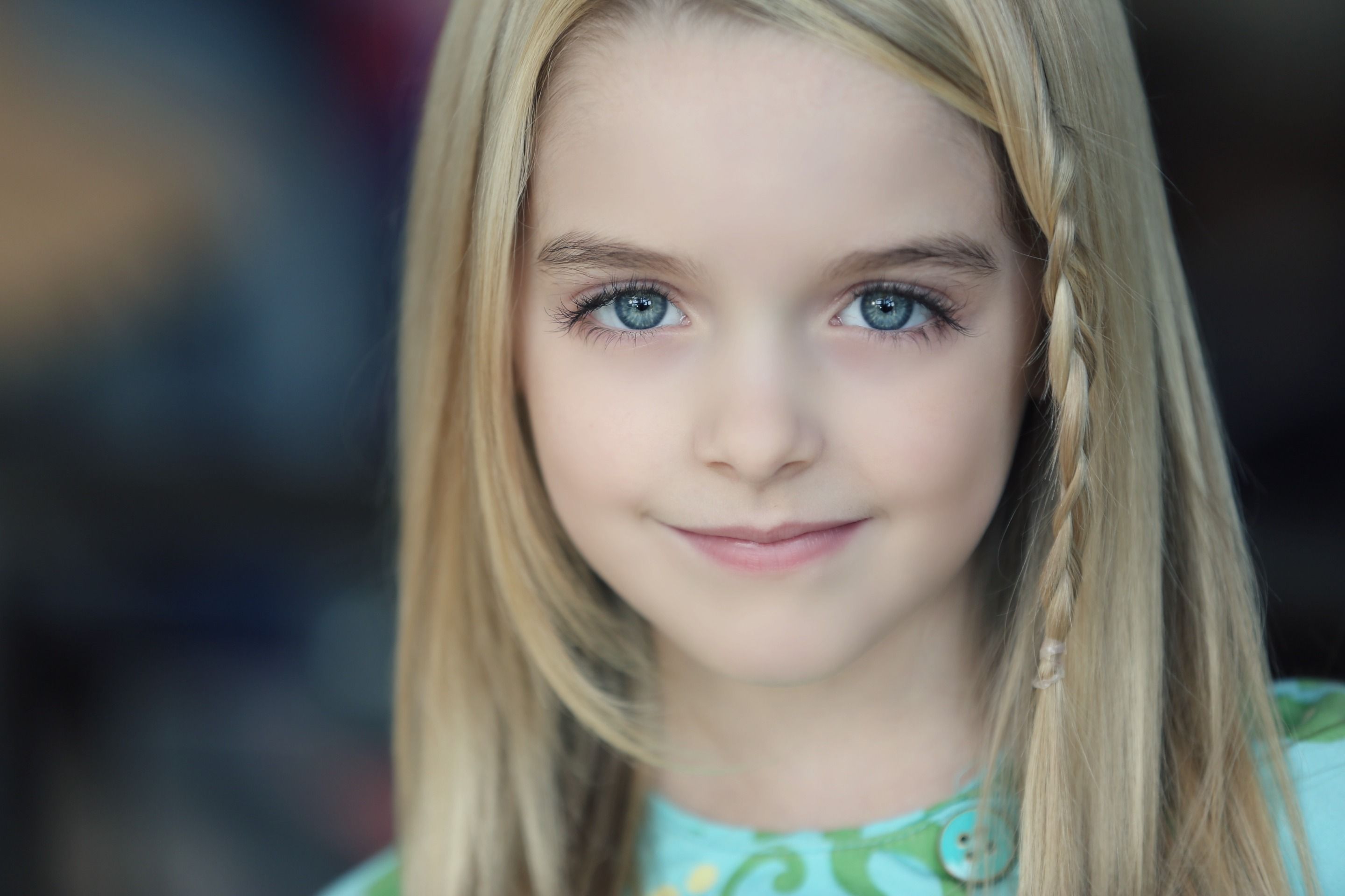 Mckenna Grace Sexy Wallpapers