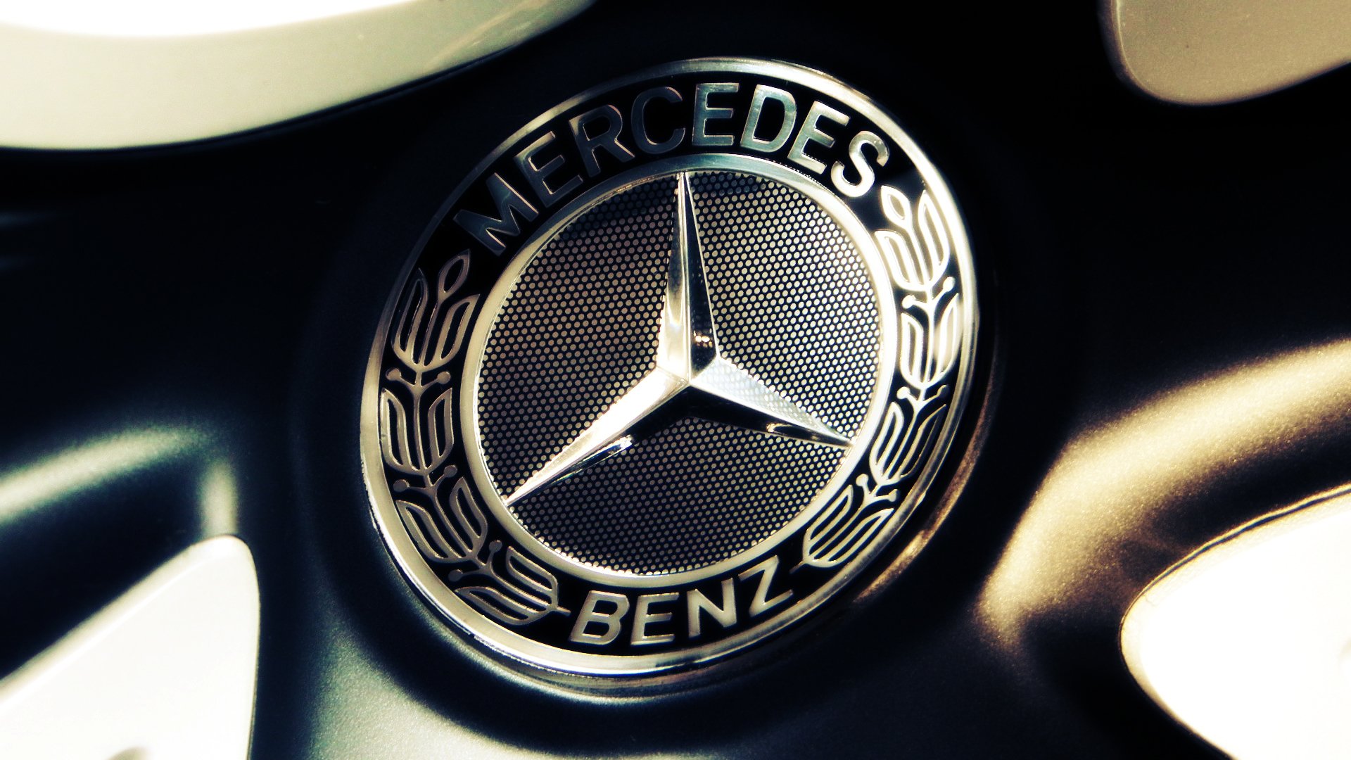 Mercedes Benz Hd Wallpapers