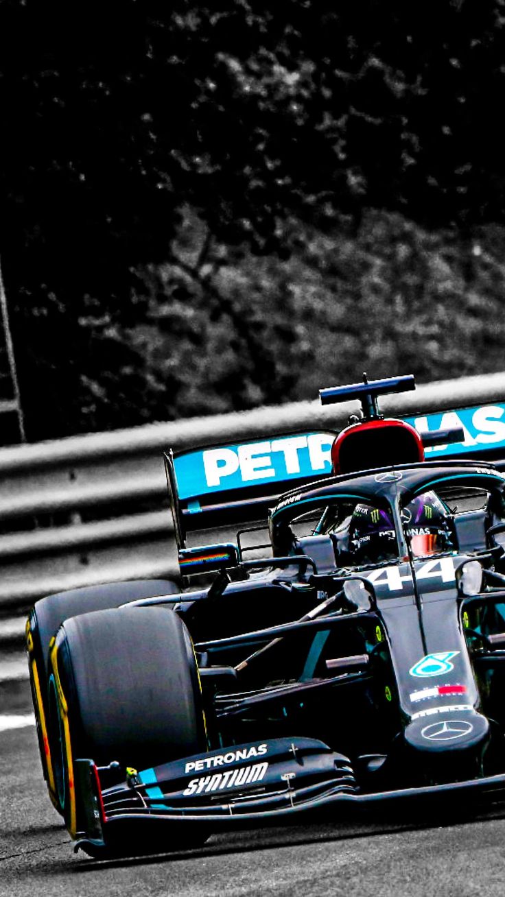 Mercedes F1 Wallpapers