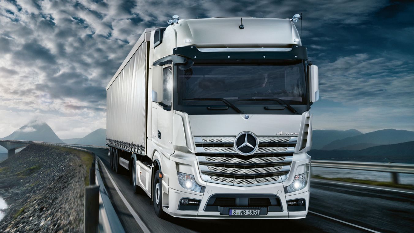 Mercedes Truck Pics Wallpapers