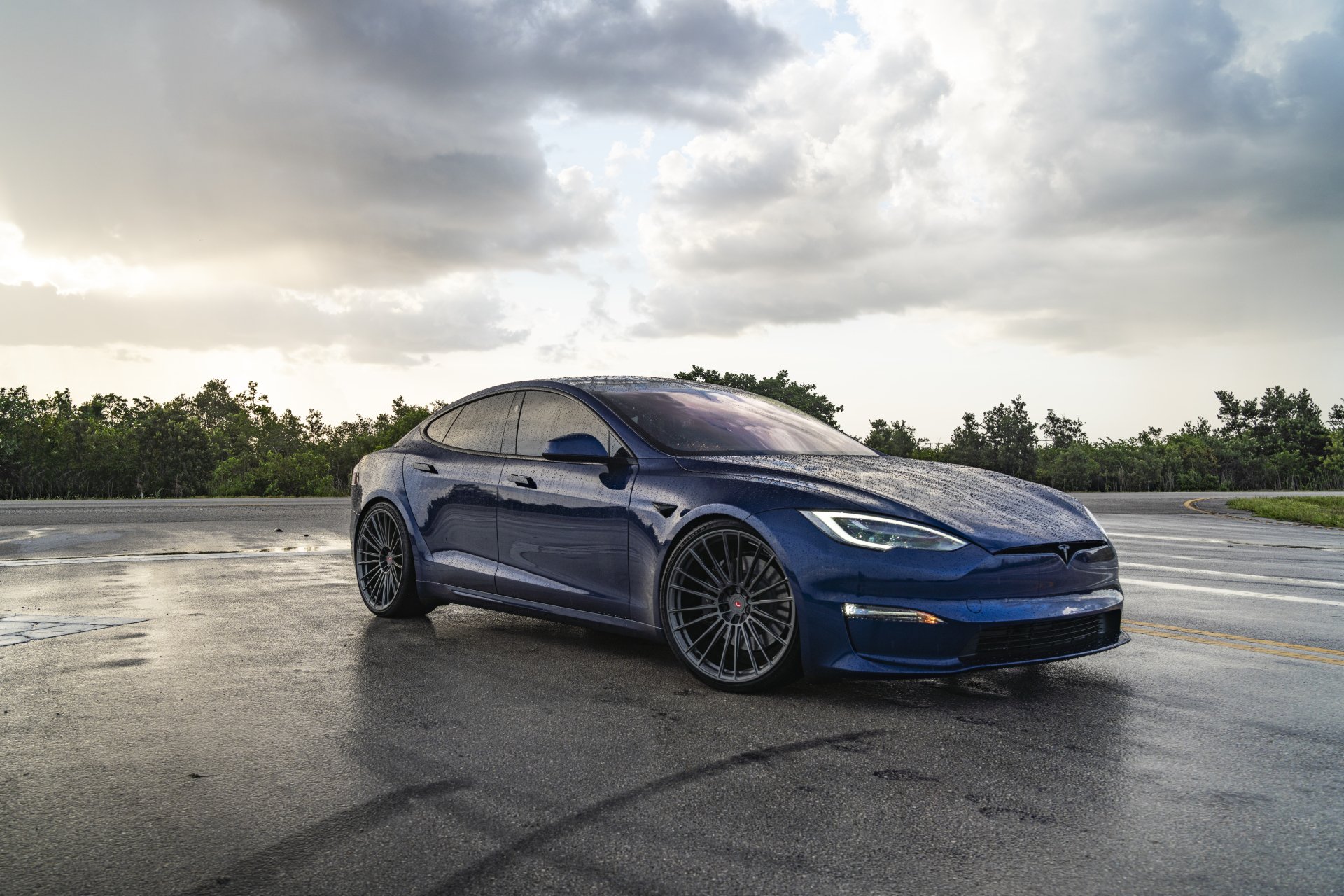 Model S Wallpapers