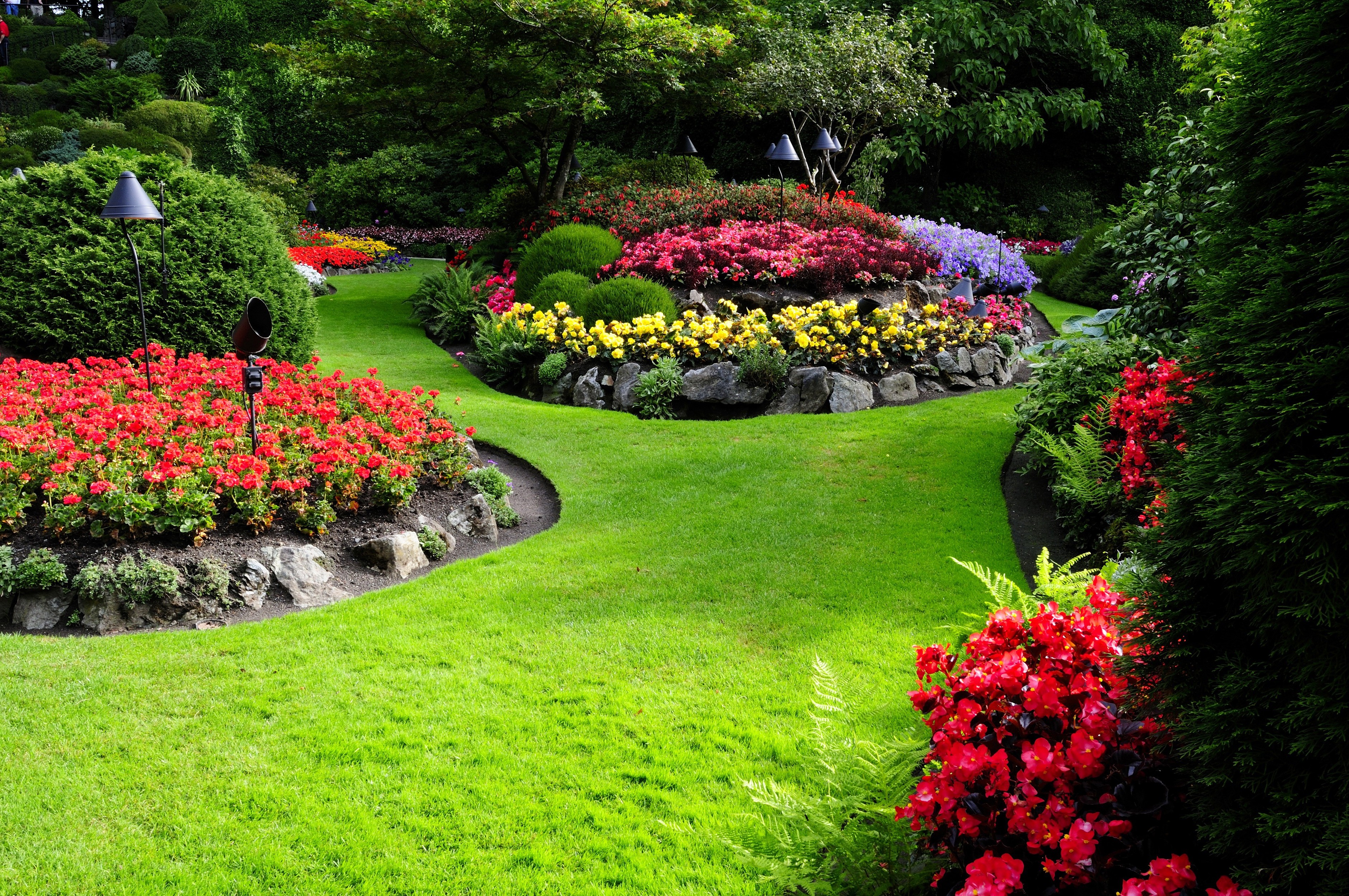 Natural Garden Wallpapers