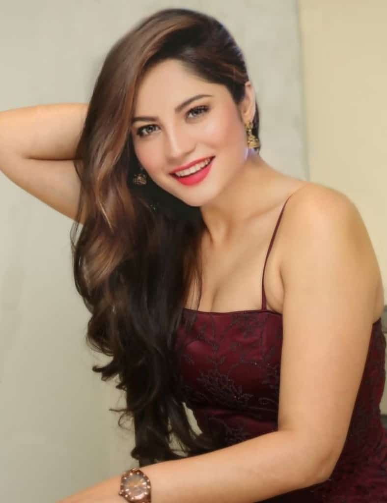 Neelam Muneer Hot Wallpapers