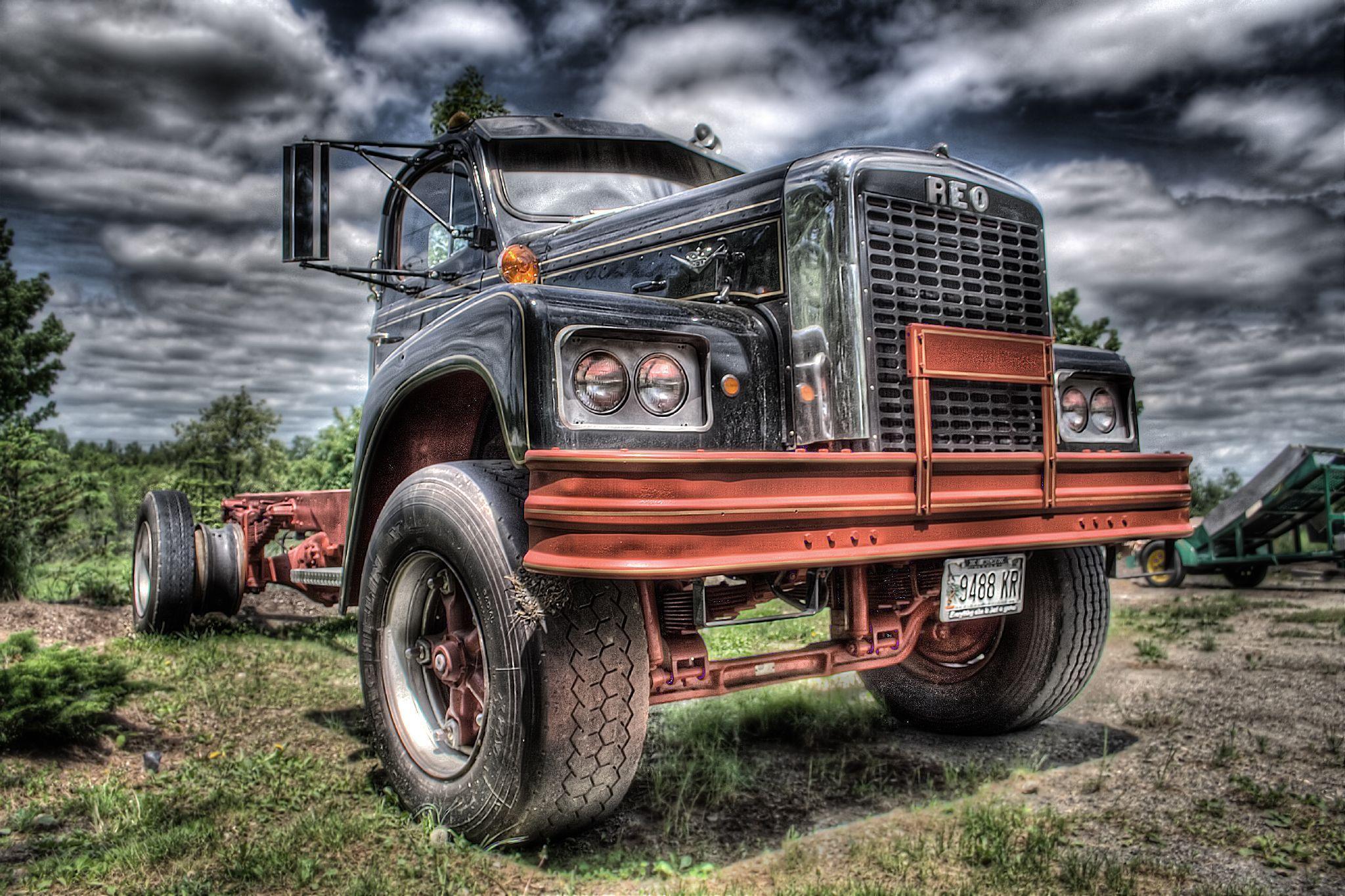 Old Ford Trucks Wallpapers