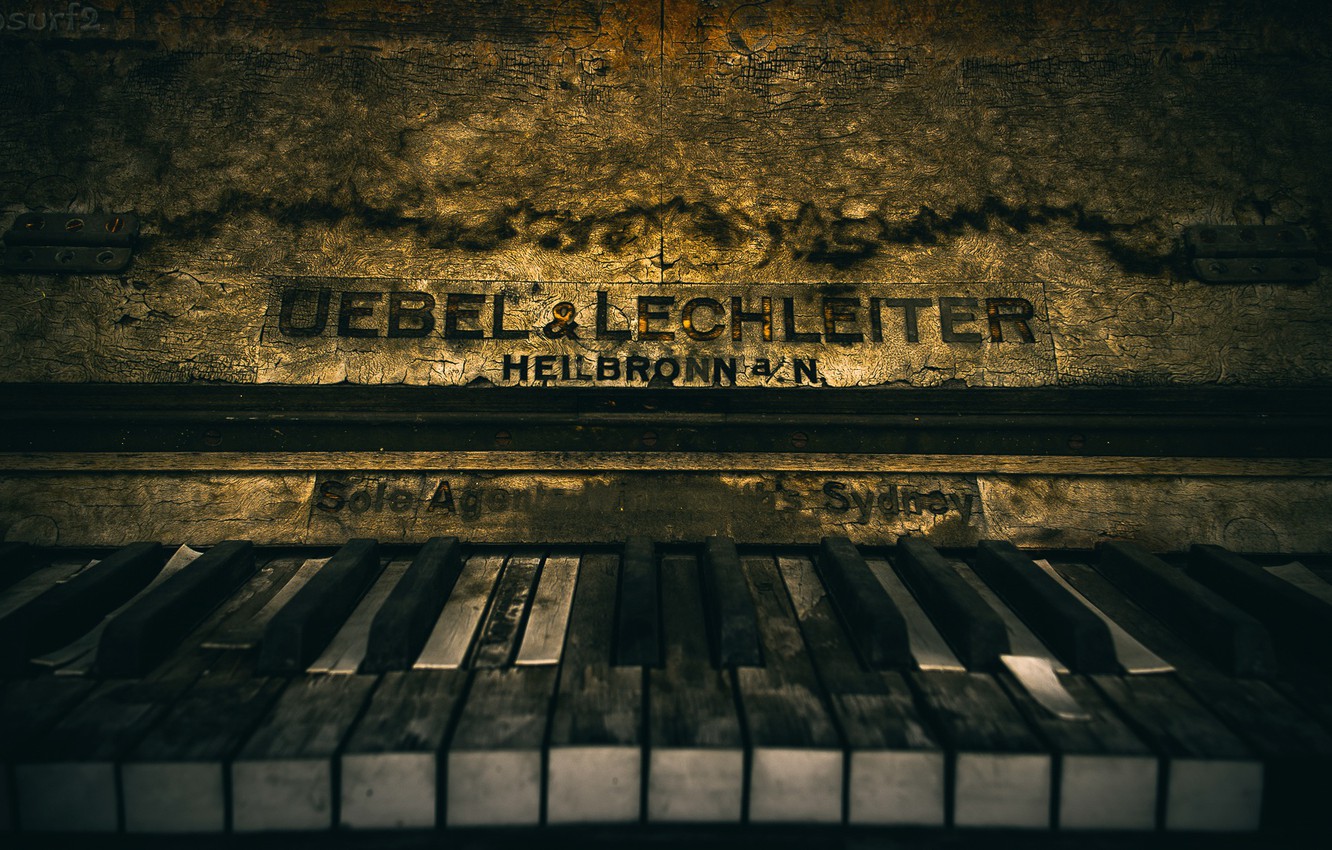 Old Piano Aesthetic Wallpapers