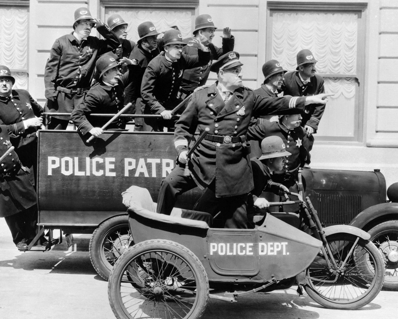 Old Police Pictures Wallpapers