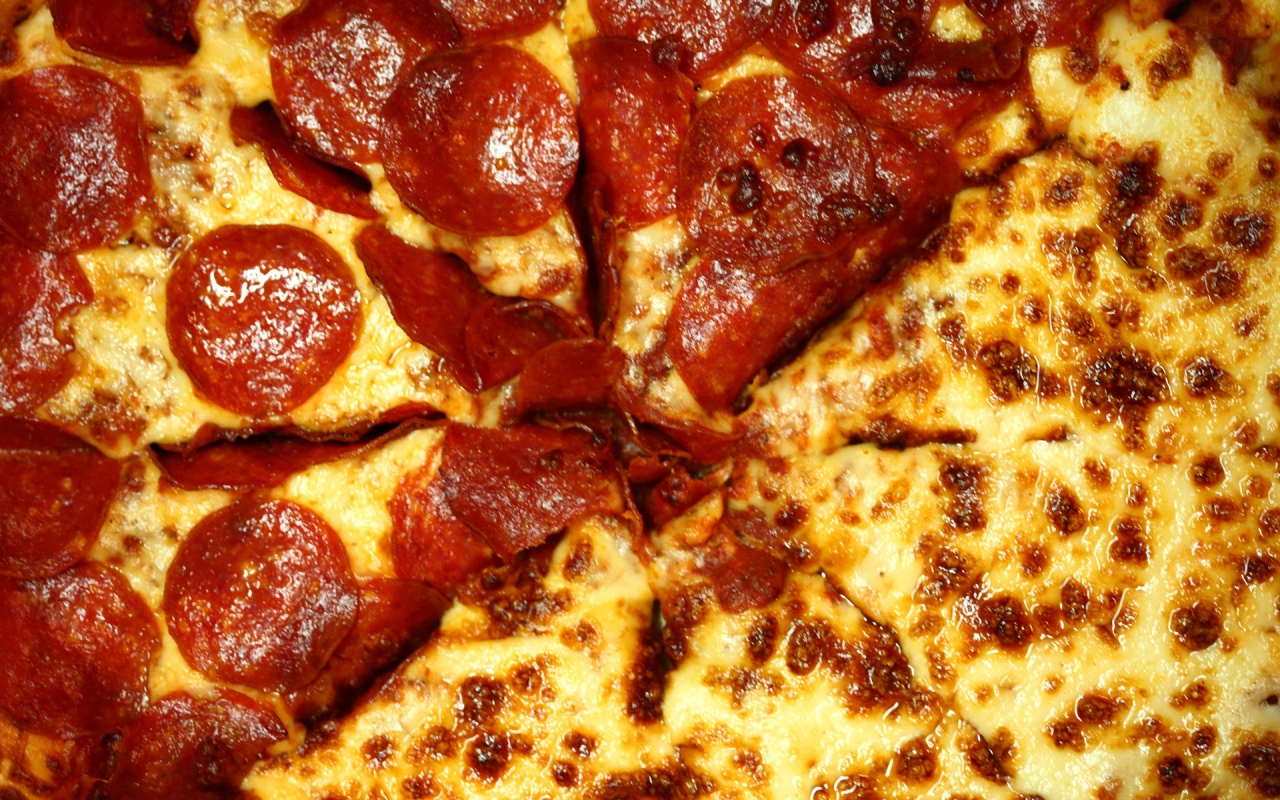 Pepperoni Pizza Wallpapers