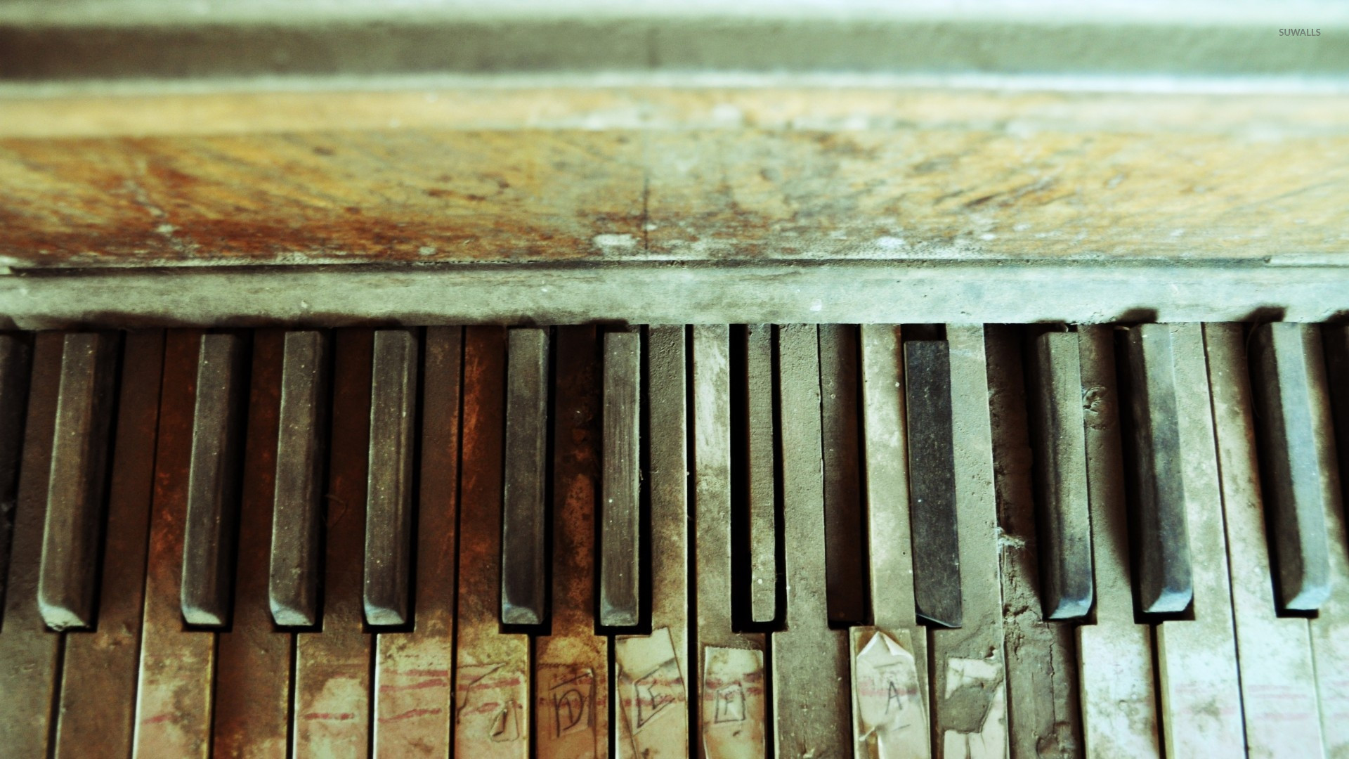 Piano Keys Wallpapers