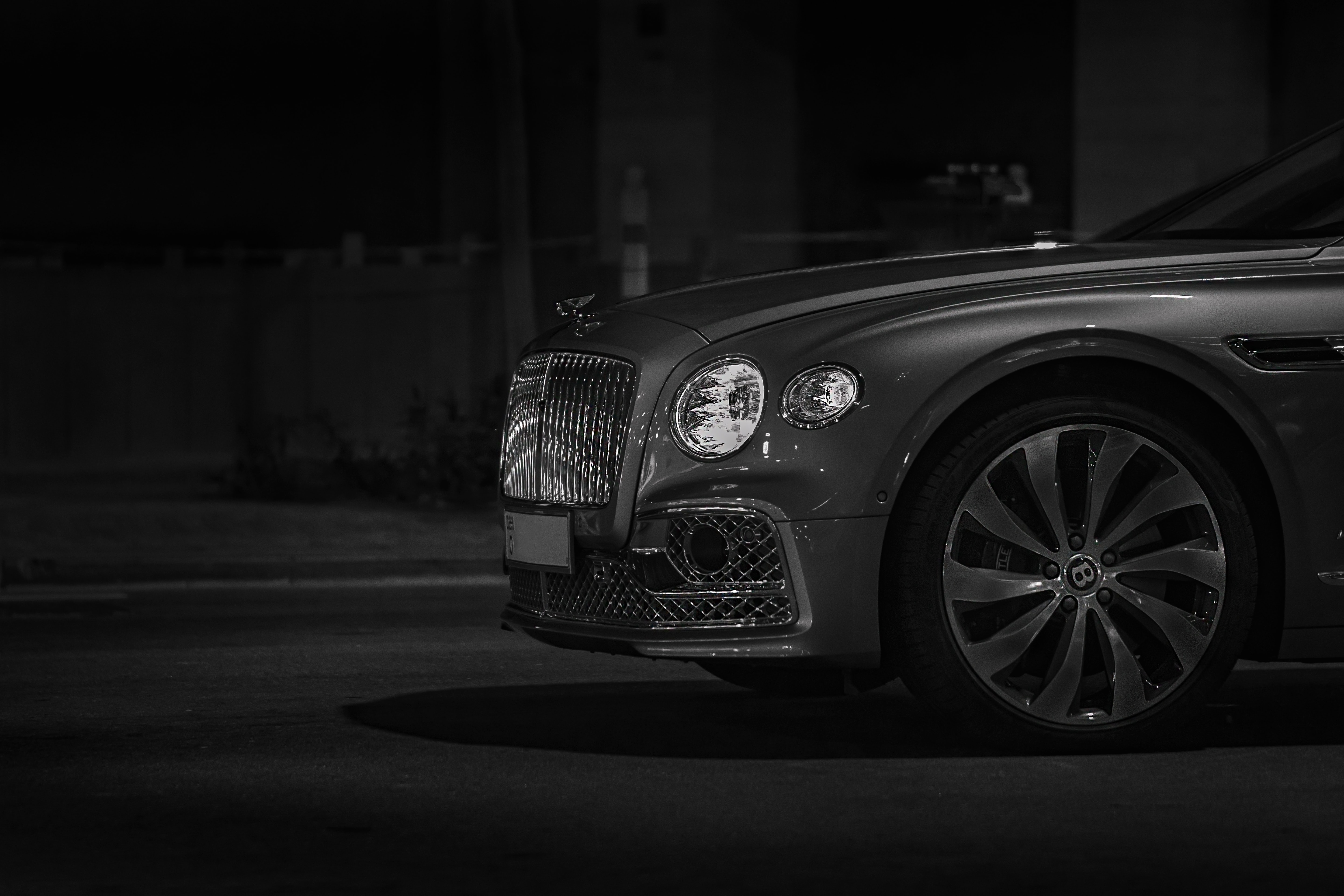 Picture Of A Bentley Truck Wallpapers